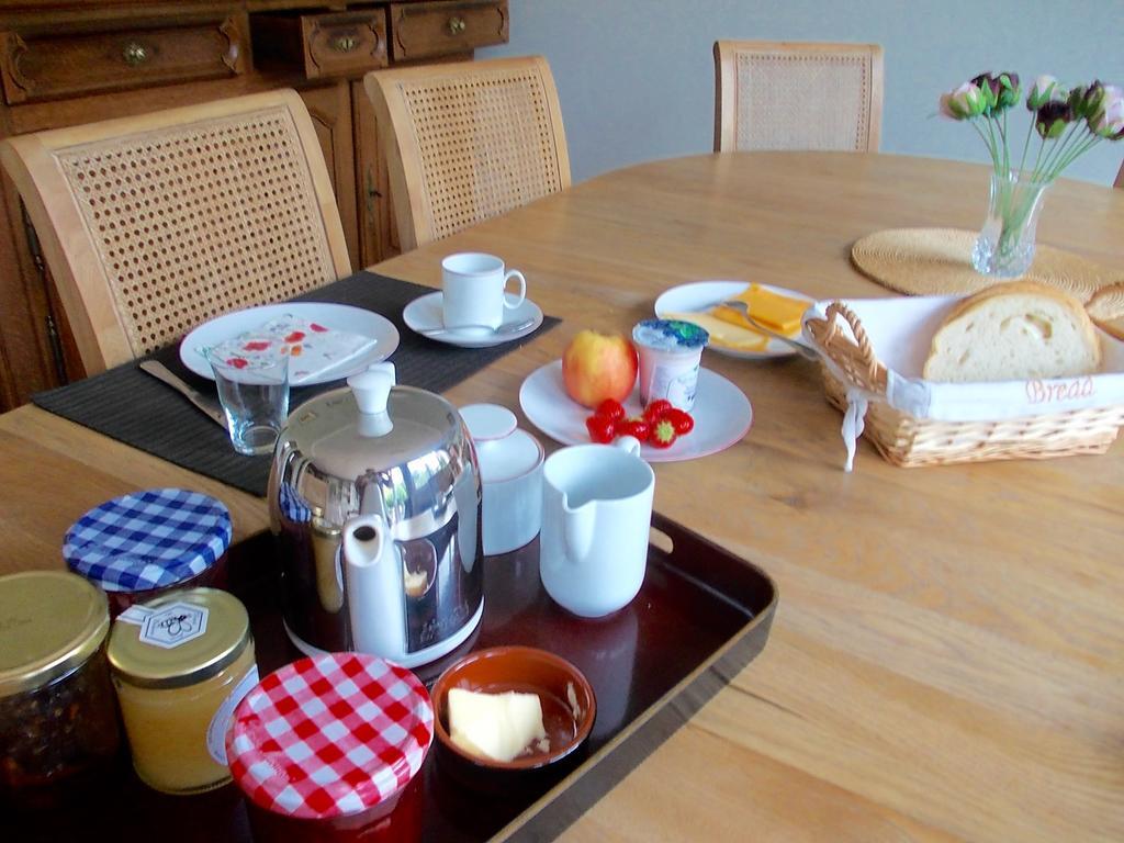 B&B Chambre Chocolat Woluwe-Saint-Lambert Buitenkant foto